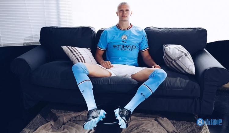 ⚽️2025年度中超最佳评选他来啦！鏖战一年，十...（2025中超年度最佳评选正式开启：鏖战一年，荣誉归位）