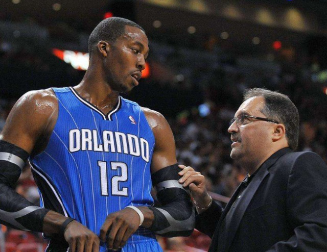 詹姆斯关键上篮锁定胜利（詹姆斯制胜上篮奠定胜局）