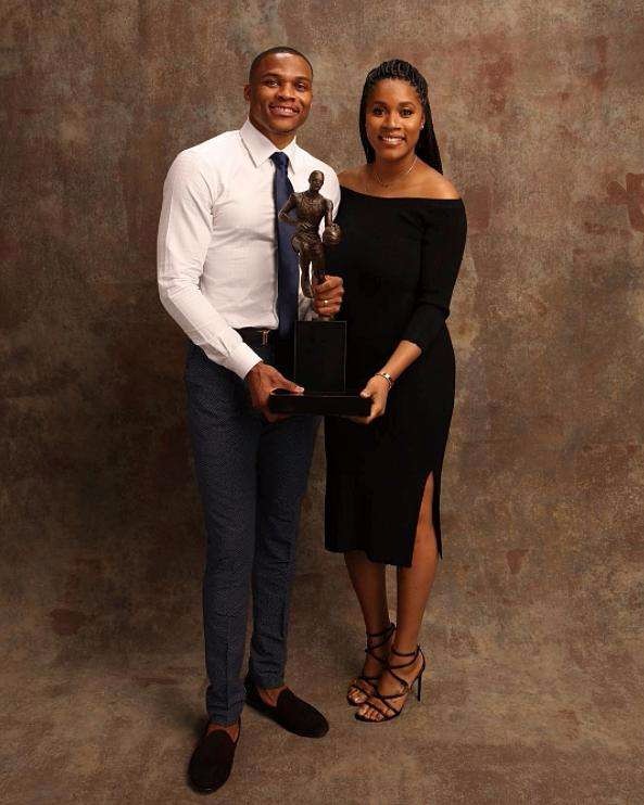 FM：诸多欧洲豪门有意布阿迪，他可能3月就进入法国国家队（FM：多家欧陆豪门追逐布阿迪，3月或将首次入选法国队）