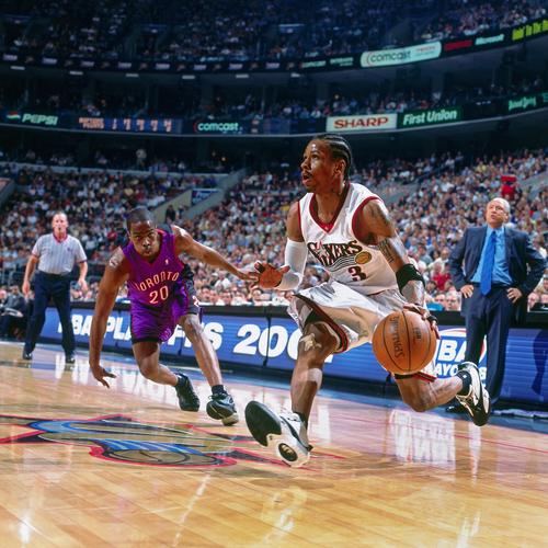 篮球CBA官方公布月度最佳教练（CBA官方揭晓月度最佳教练）