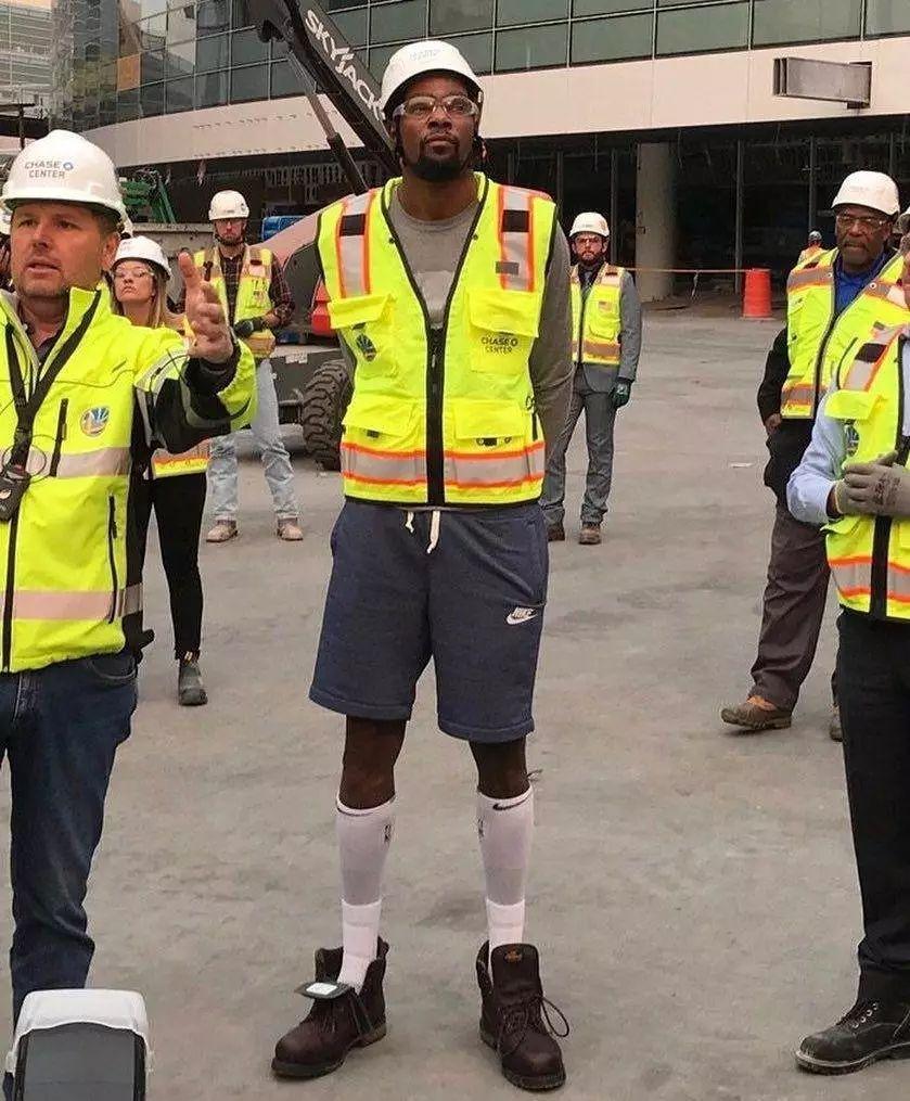 龙赛罗：我依然支持罗德里戈，不认可他的成绩就是选择性失忆（龙赛罗：我仍力挺罗德里戈，否定他的成绩等于选择性失忆）